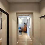 Apartment Metro Warsaw