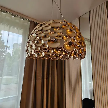Apartment Metro